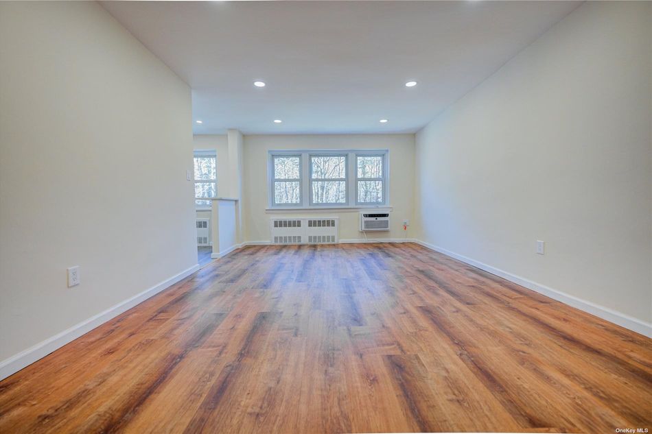 Image 1 of 23 for 30 Pearsall Avenue #2C in Long Island, Glen Cove, NY, 11542