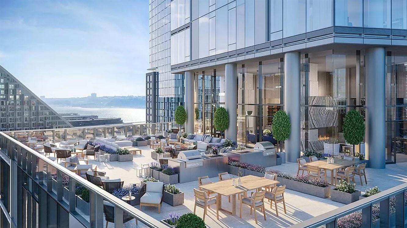 30 Riverside Boulevard #20B