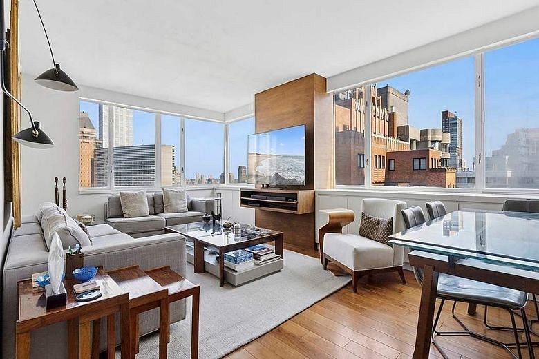 30 West 61st Street #27D