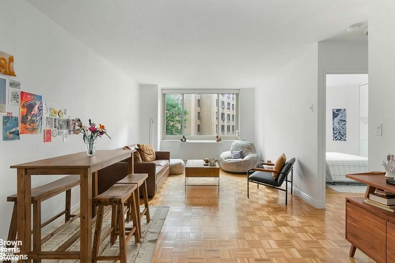 30 West 63rd Street #5W