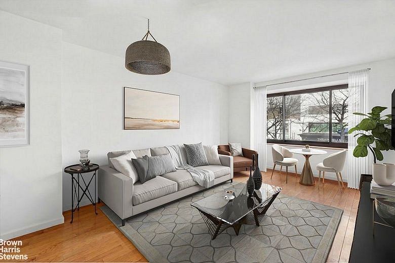 300 Albany Street #2D