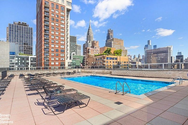300 East 40th Street #11F
