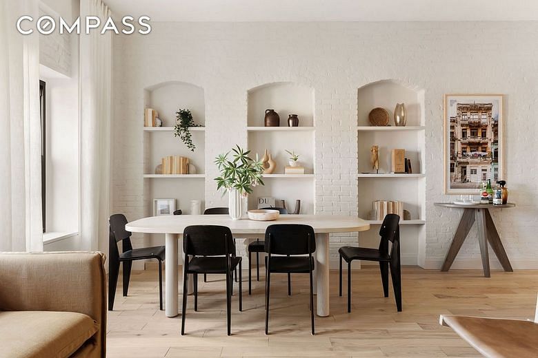 300 East 4th Street #5A