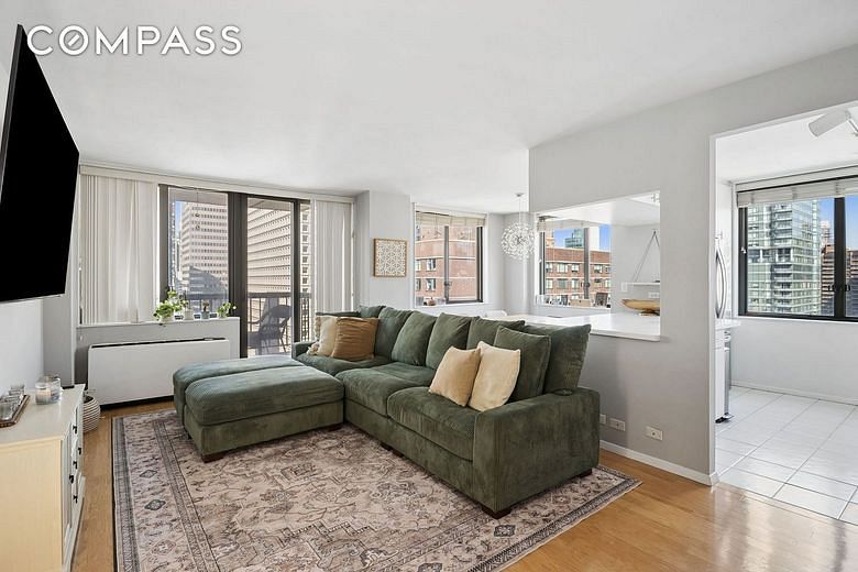 300 East 54th Street #29H