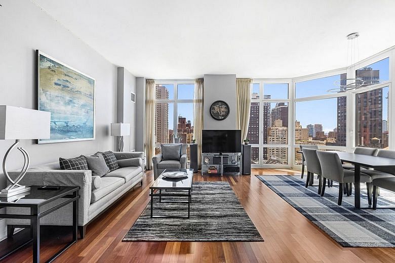 300 East 55th Street #16D
