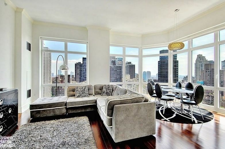 300 East 55th Street #21D