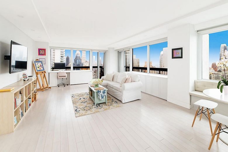 300 East 59th Street #3505