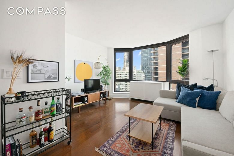 300 East 64th Street #21B