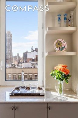 Image 1 of 18 for 300 East 77th Street #8BC in Manhattan, New York, NY, 10075
