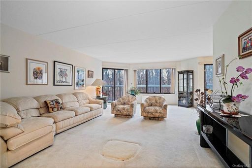 Image 1 of 26 for 300 High Point Drive #615 in Westchester, Hartsdale, NY, 10530