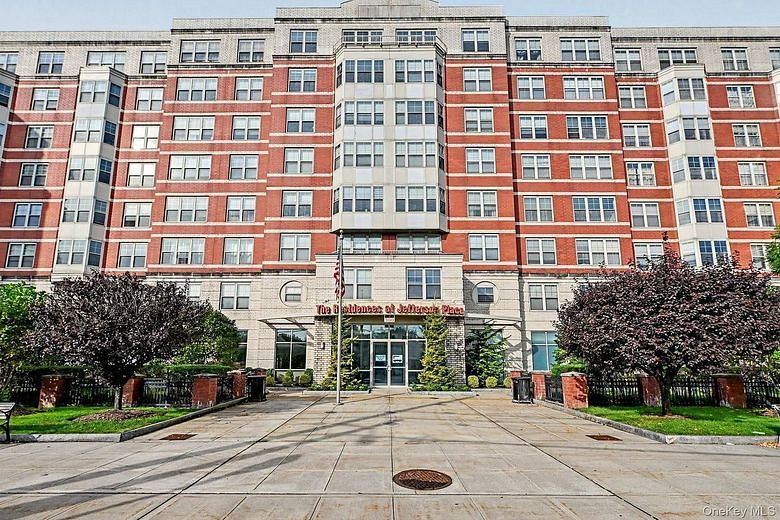 300 Mamaroneck Avenue #303