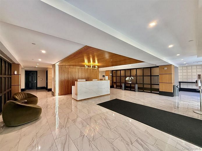 300 Mamaroneck Avenue #617