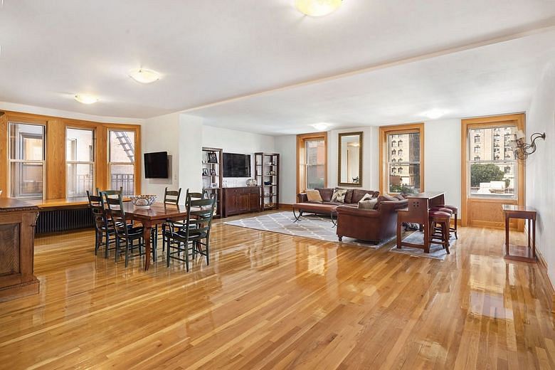 300 West 109th Street #3LMR