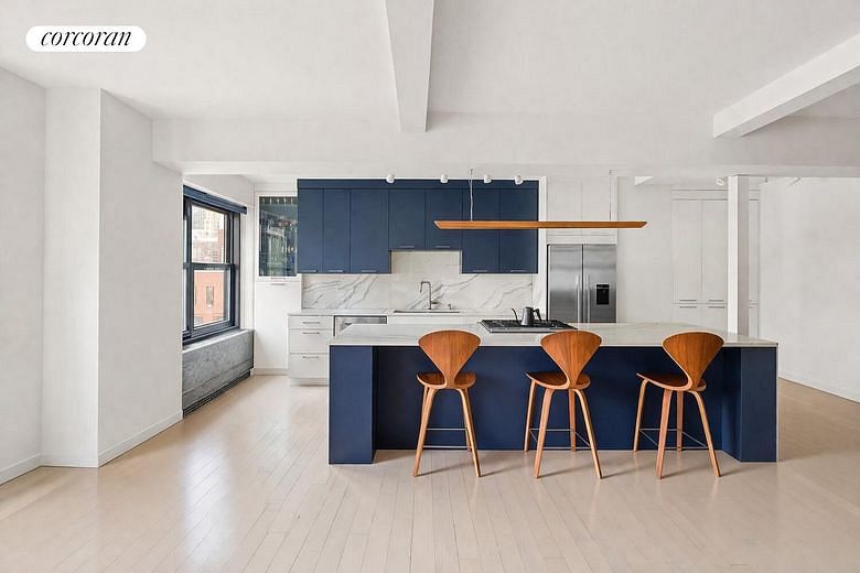 300 West 23rd Street #8H