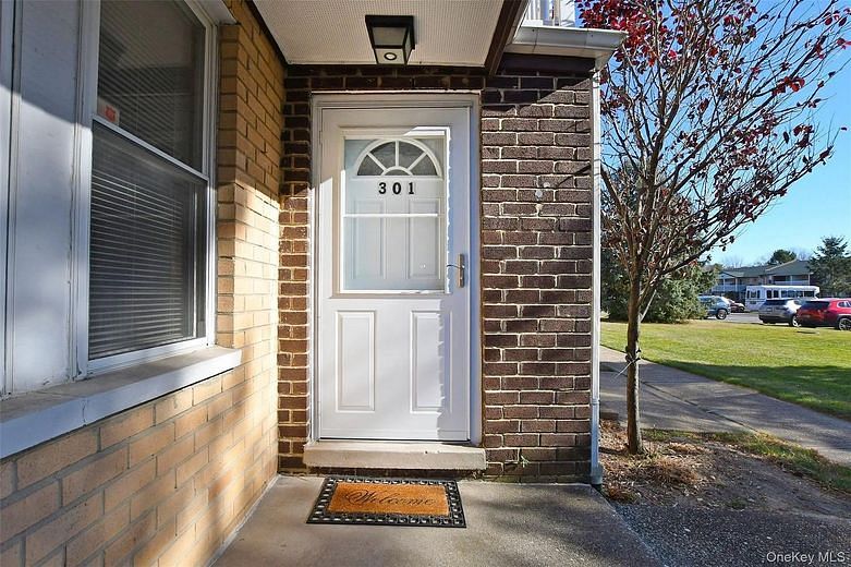 301 Artist Lake Drive