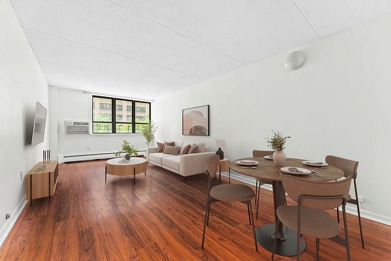 301 Cathedral Parkway #2L