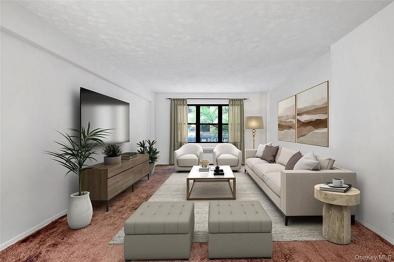 301 E 48th Street #2C