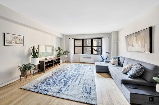 Image 1 of 12 for 301 East 48th Street #9K in Manhattan, New York, NY, 10017