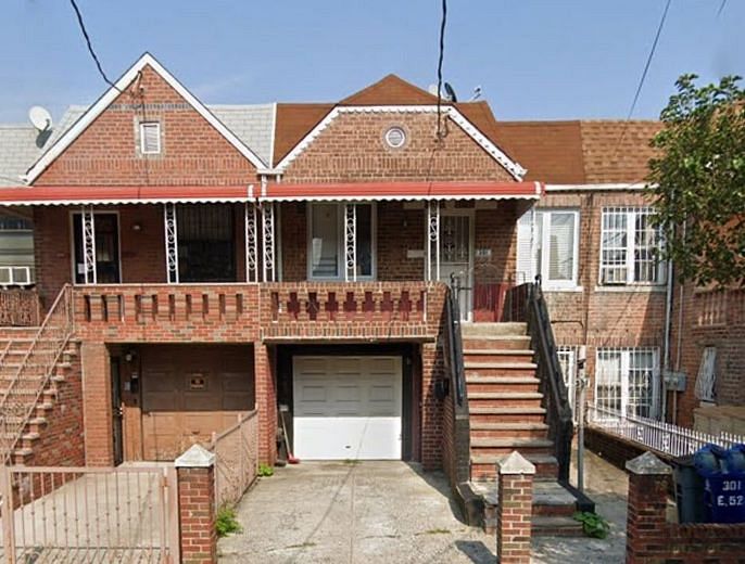 301 East 52nd Street #1