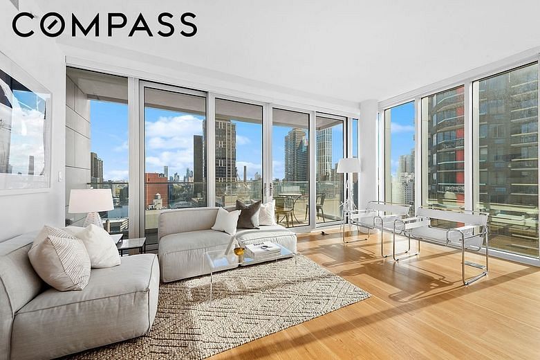 301 East 61st Street #16A