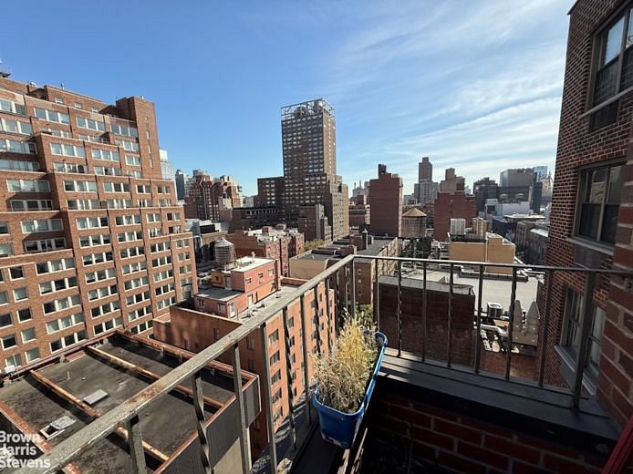 301 East 62nd Street #14A