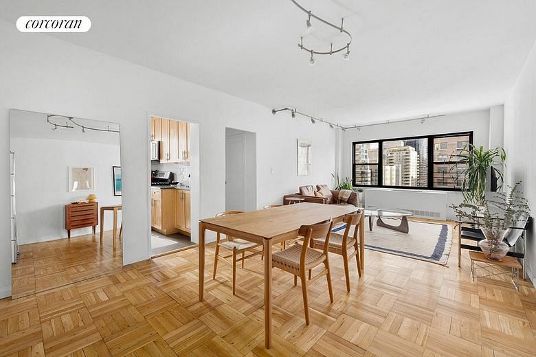 301 East 62nd Street #15H