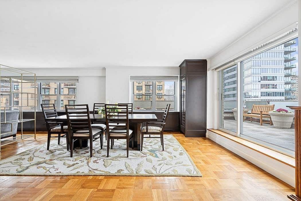 Image 1 of 21 for 301 East 75th Street #19B in Manhattan, New York, NY, 10021