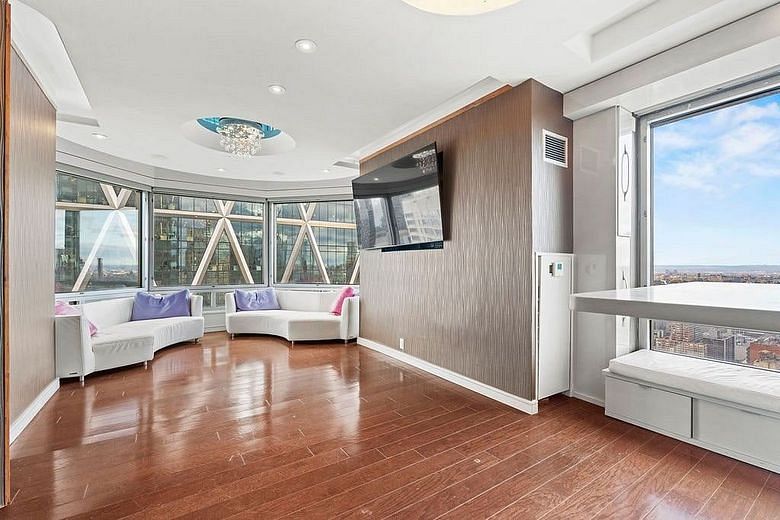 301 West 57th Street #39E