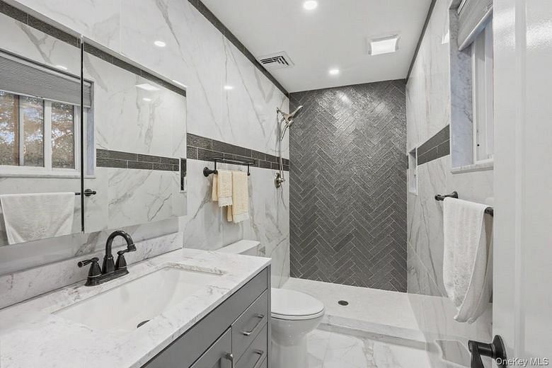 3012 Mandalay Beach Road