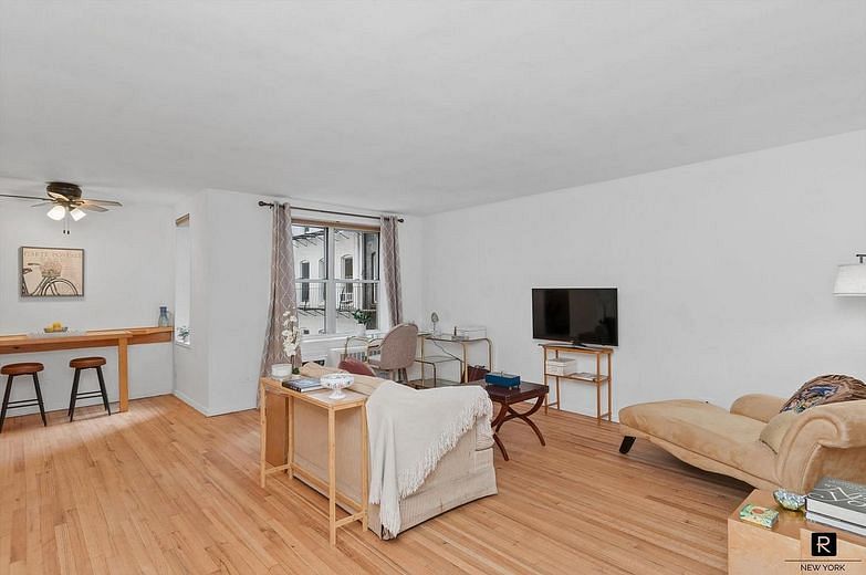 302 East 88th Street #5C