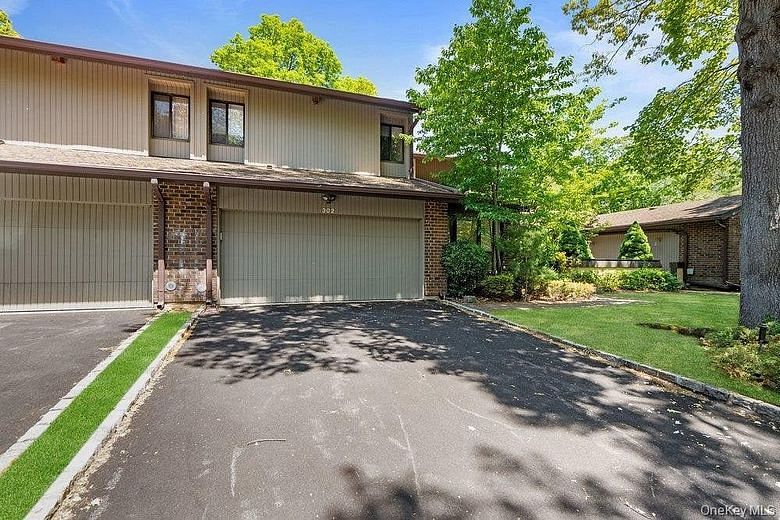 302 Vista Drive