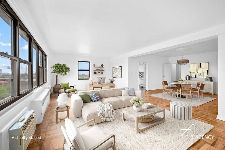 303 Beverley Road #11A