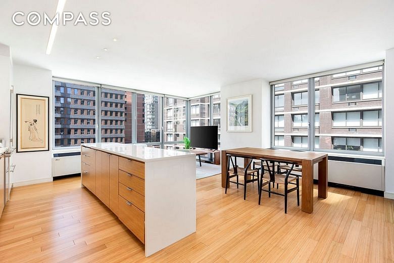 303 East 33rd Street #7N