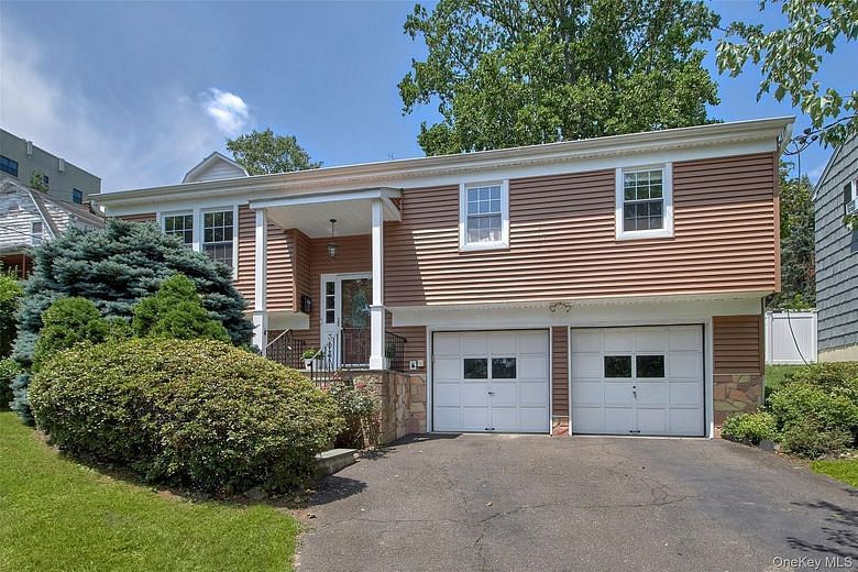 303 Livingston Avenue