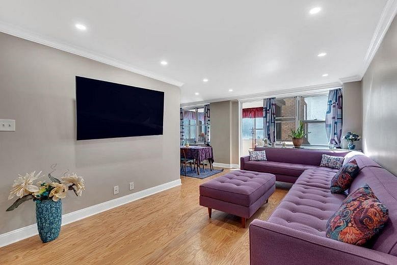303 West 66th Street #9DE