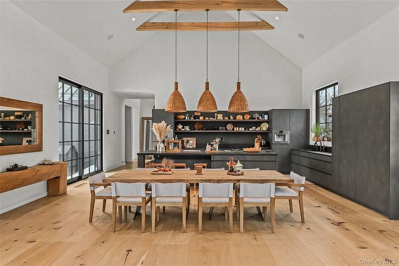 3031 Purchase Street