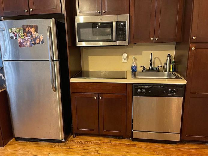 304 East 41st Street #302A