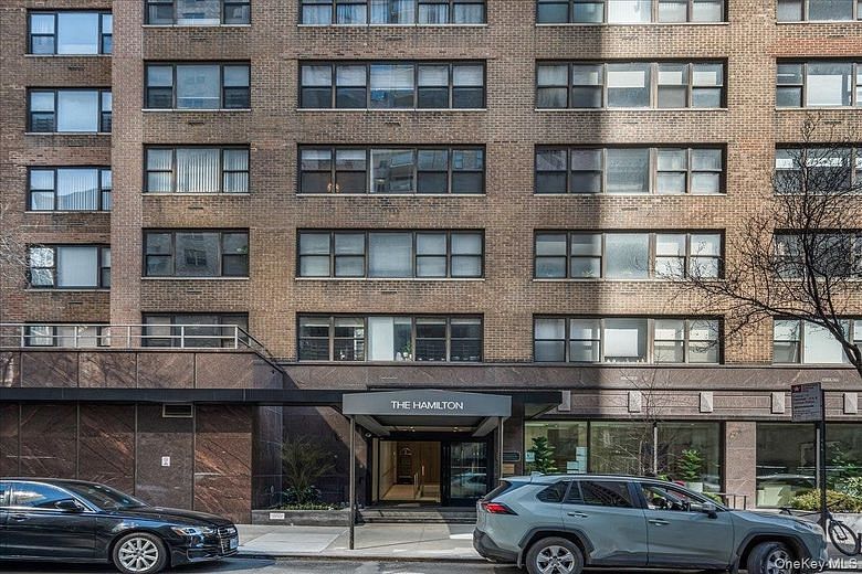305 E 40th Street #14A
