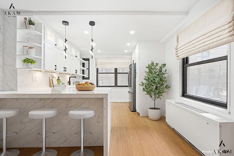 305 East 40th Street #2T