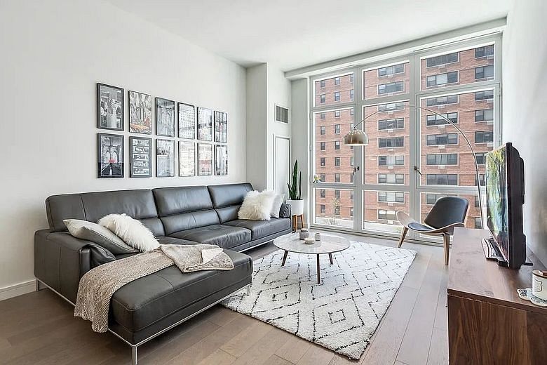 305 East 51st Street #4H