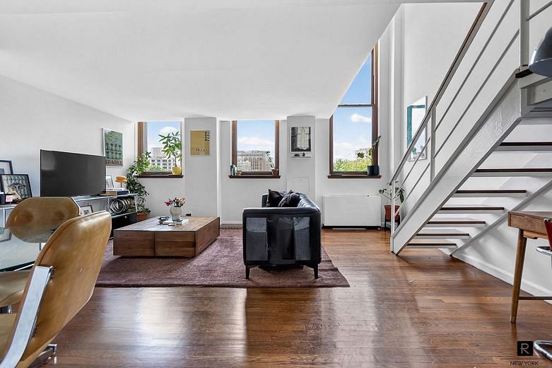 305 Second Avenue #538