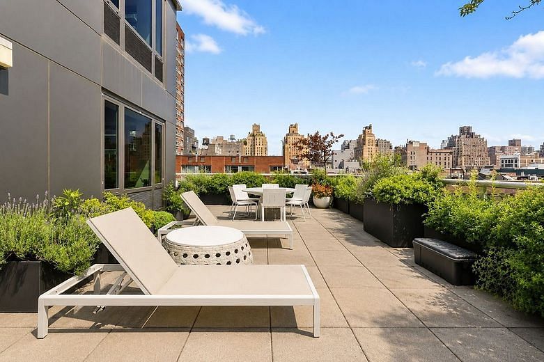 305 West 16th Street #6DE
