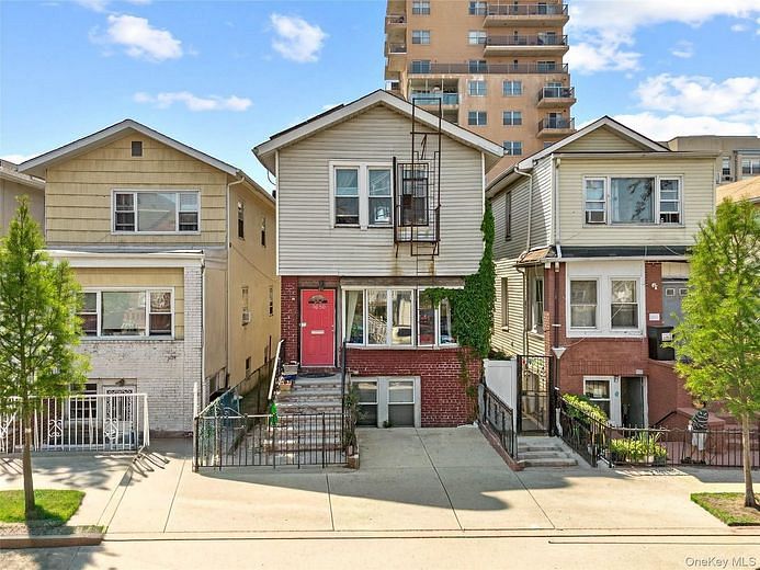 3050 Brighton 7th Street