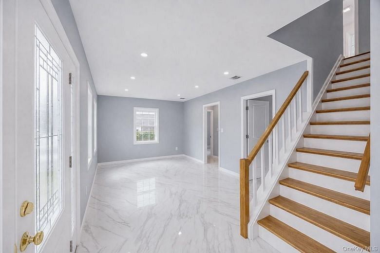 306 Greeley Avenue
