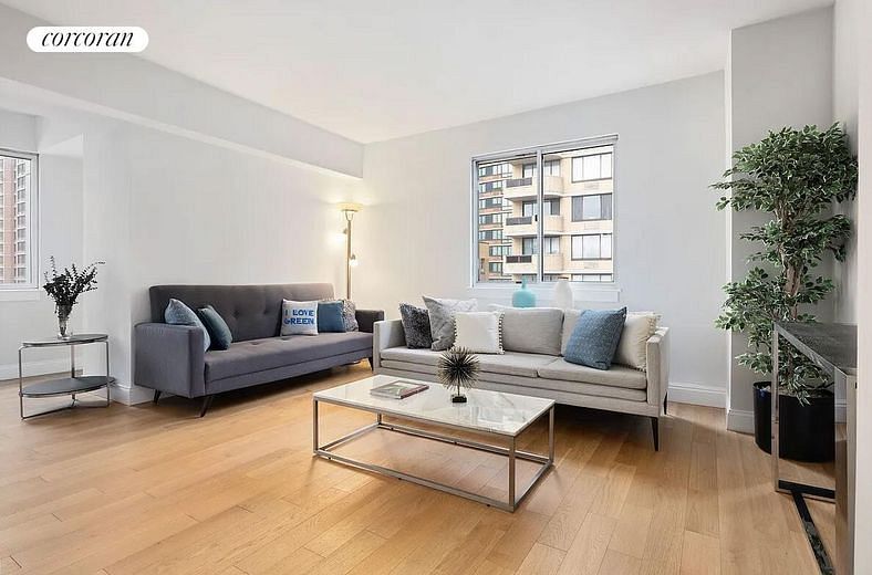 308 East 38th Street #19D
