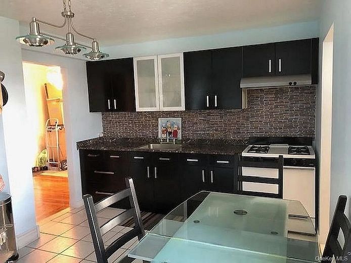 3080 Voorhies Avenue #5K