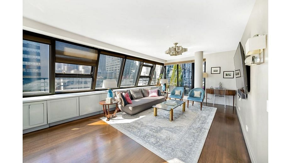 309 East 49th Street #PH1