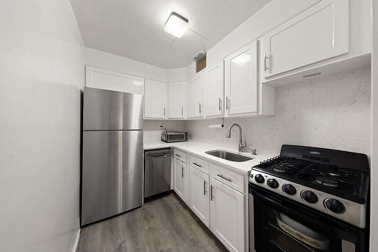 309 East 87th Street #1D