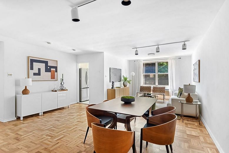 309 East 87th Street #2P