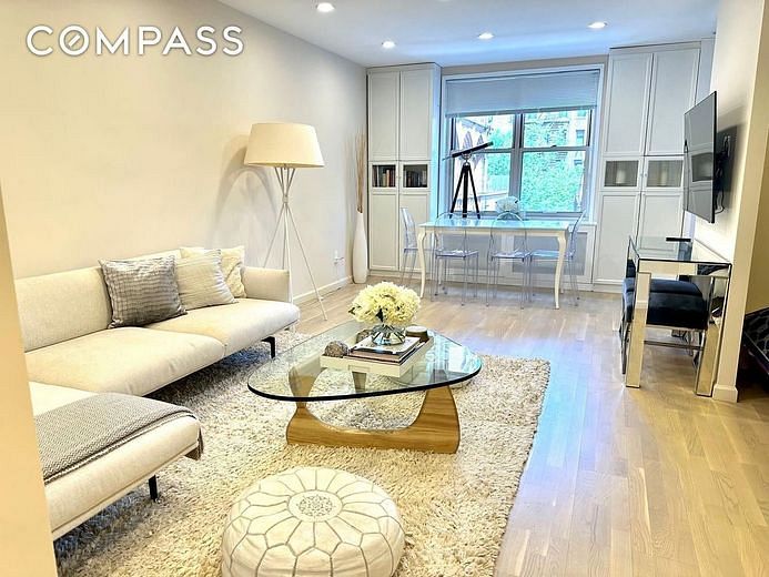 309 East 87th Street #3L